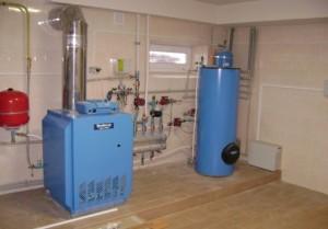 установленный напольный газовый котел будерус